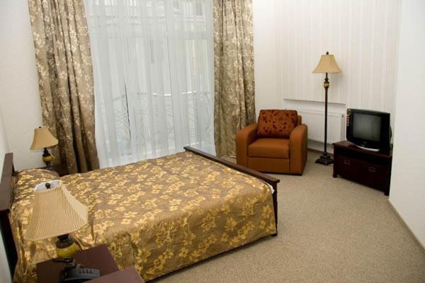 Marco Polo Hotel Ульяновка Екстер'єр фото